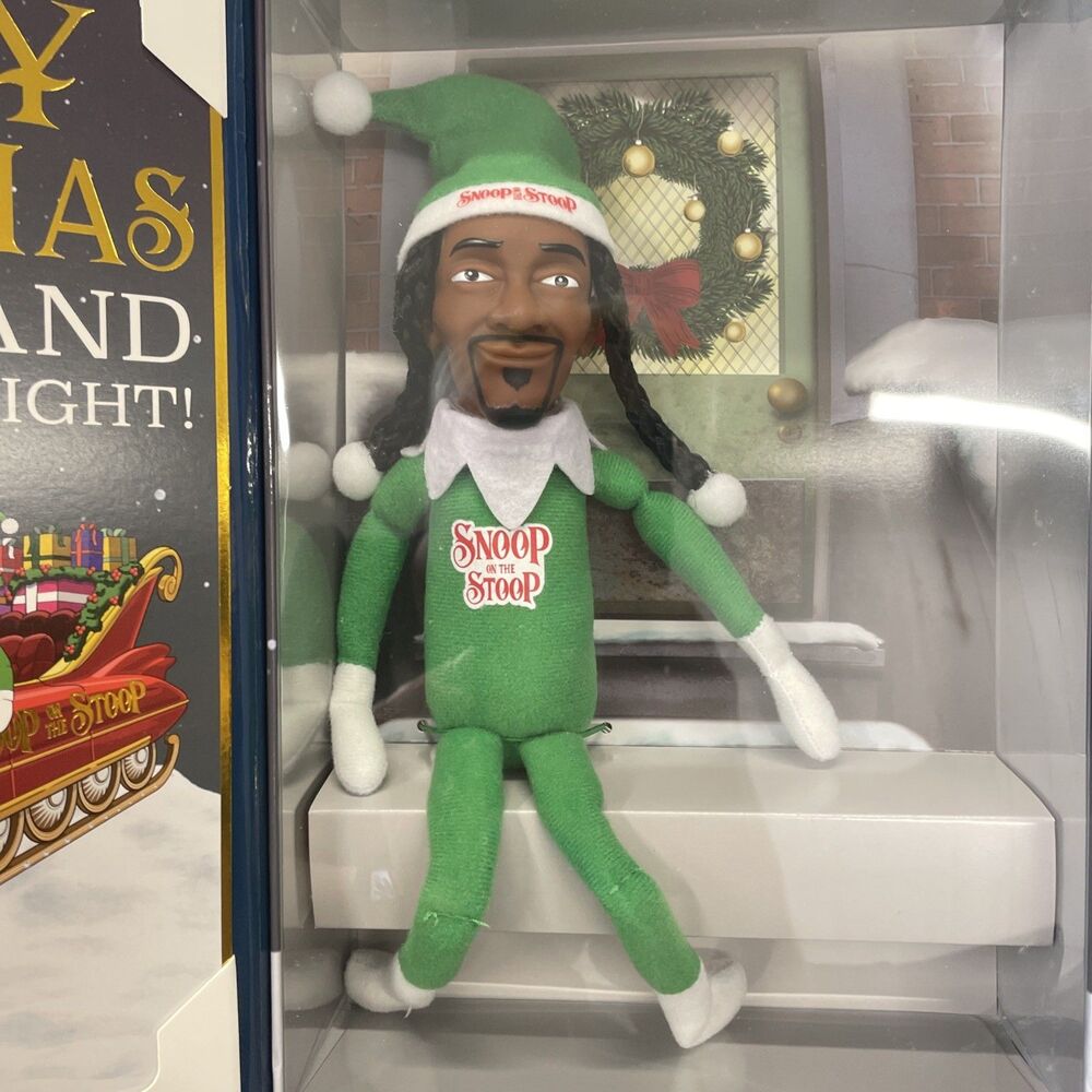 Snoop On The Stoop A Hood Tradition Green Plush Doll 2025 EDITION